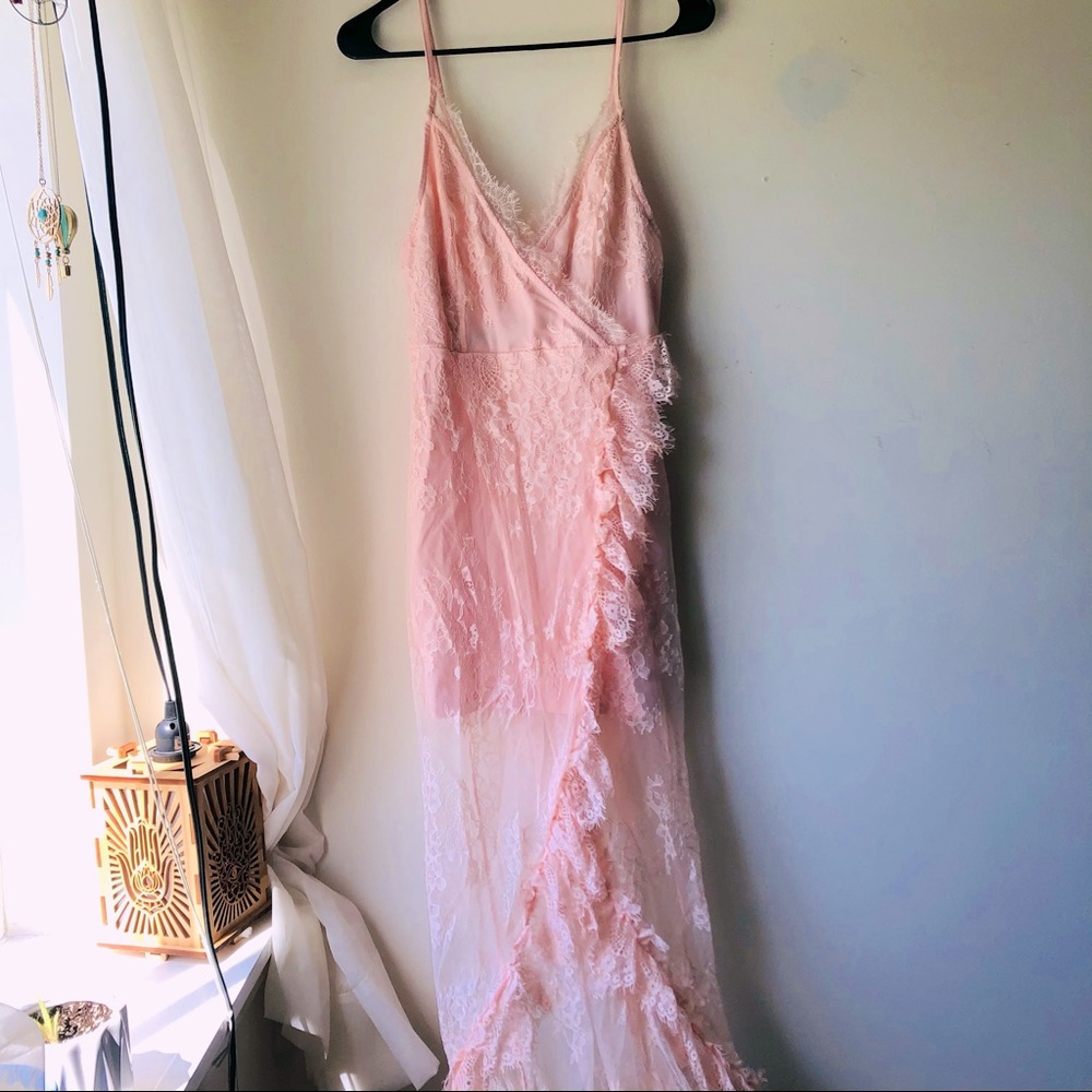 NWT Romantic lace maxi dress
